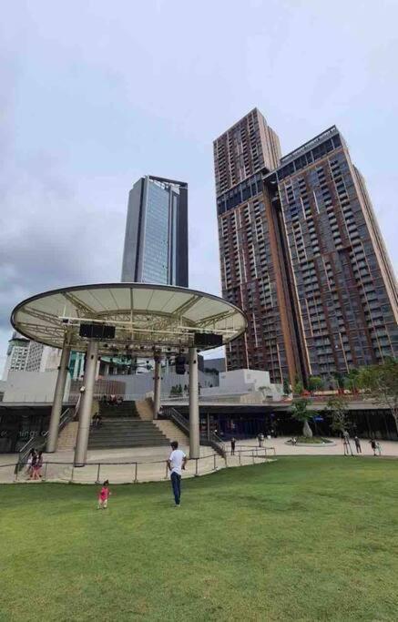 Infinity Pool/ Lucentia Bbcc, Near Lalaport, Pnb118, Klcc Lägenhet Kuala Lumpur Exteriör bild